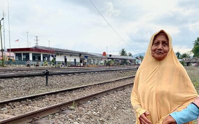 Kisah Penjaja Palai dan Katupek Dendeng Rabu di Gerbong Kereta